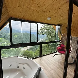 بيت للعطل Highland • Varjanisi, باتومي